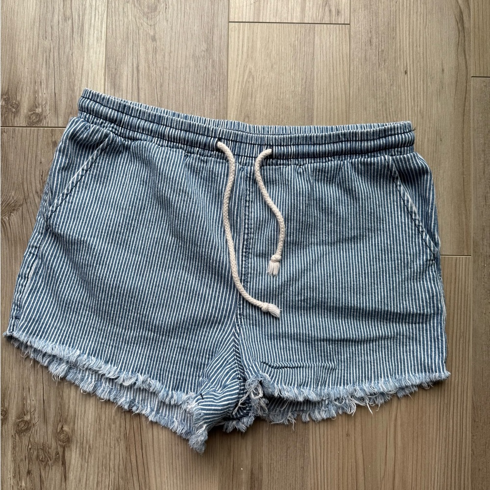 Women's Wild Fable Cut Off Denim Shorts Elastic Waist Band Size Medium Striped